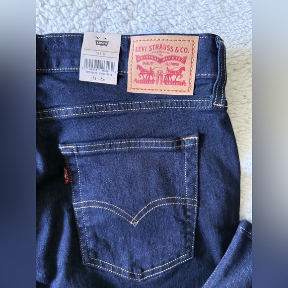Levi's Women's 725 High Rise Bootcut Jeans Dark Blue Wash Size 33 New with Tags - Picture 5 of 12